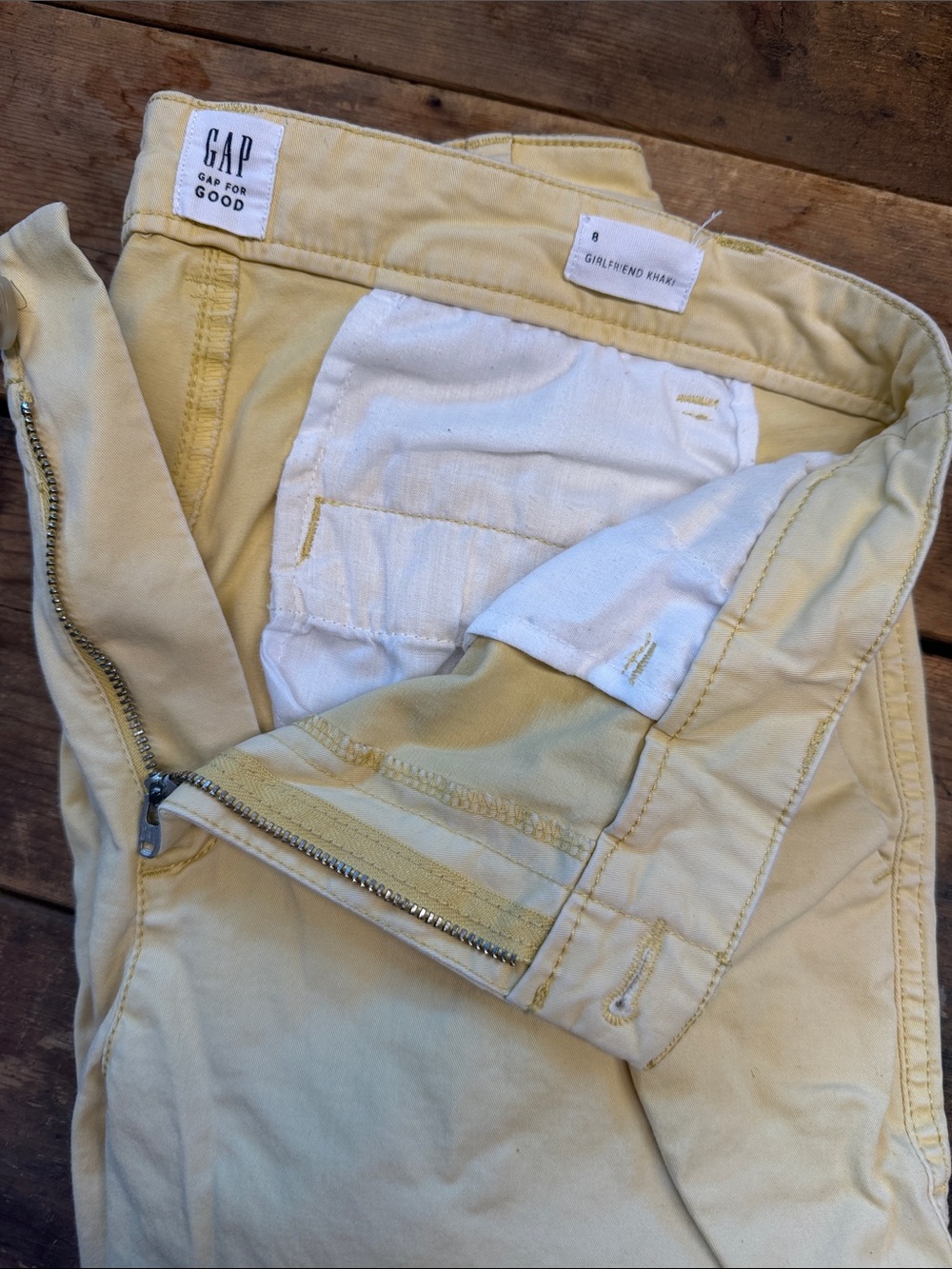 GAP Girlfriend Khaki Pants - BUTTER Yellow